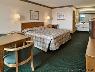 Days Inn By Wyndham Newberry South Carolina Exterior photo